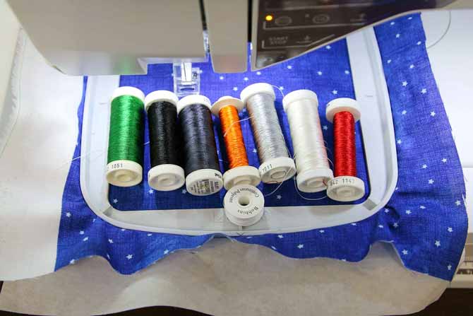 Selected threads for the snowman applique embroidery