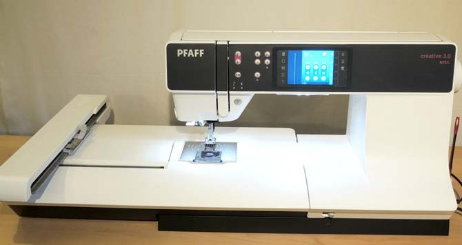 PFAFF creative 3.0 with embroidery unit