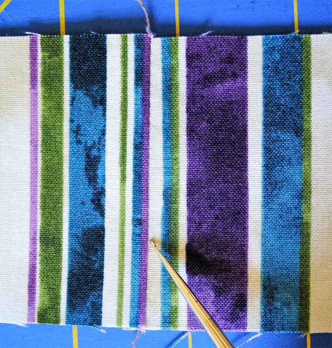 Border strips joined with a straight seam - you can hardly see the seam