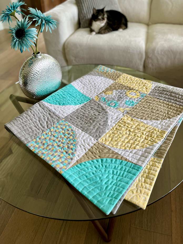 The Eclipse Quilt pattern by Heather McArthur for Issue 68; photo by Heather McArthur for ANPTmag