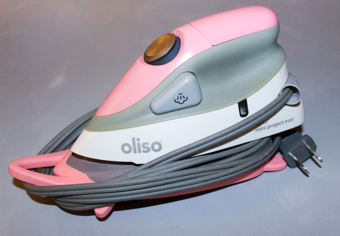 Clover Mini Iron II Review - The Best Iron For Applique & Flower Making 
