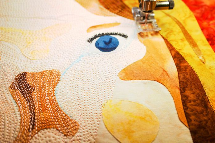 Quilting the details of Keeping It Picasso Simple Quilt by Claire Haillot for ANPTmag Issue 54, is such a joy! Photo by Claire Haillot for ANPTmag