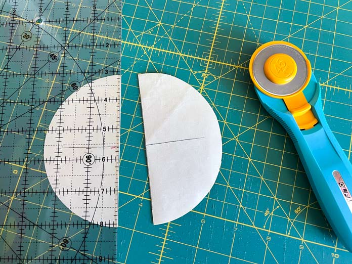 Going in circles with the OLFA rotary circle cutter – What fun