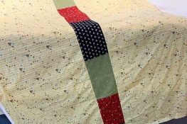 Haut De Couette Brodé éléphant - Top De Quilt Fait Main, Non Fini, Création Américaine
