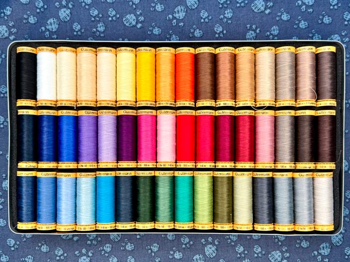 Gütermann nostalgia box 50wt cotton thread 100m in 48 shades