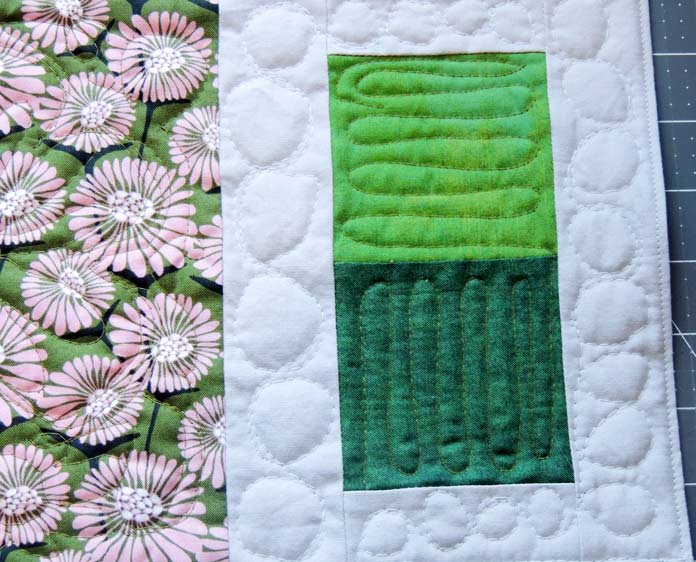 Free-motion quilting on a quilted placemat. PFAFF performance icon sewing machine, PFAFF Open Toe Free-Motion Foot
