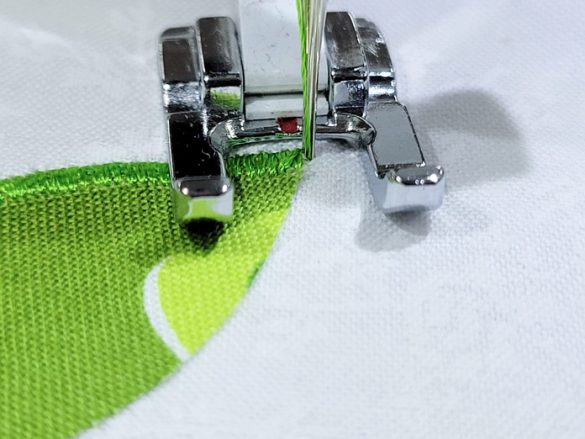 Raw edge and invisible machine applique - Tips for success! - QUILTsocial