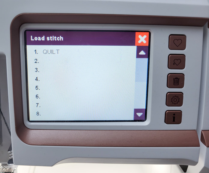 Information on the screen of a computerized serger; Husqvarna Viking Amber Air S600