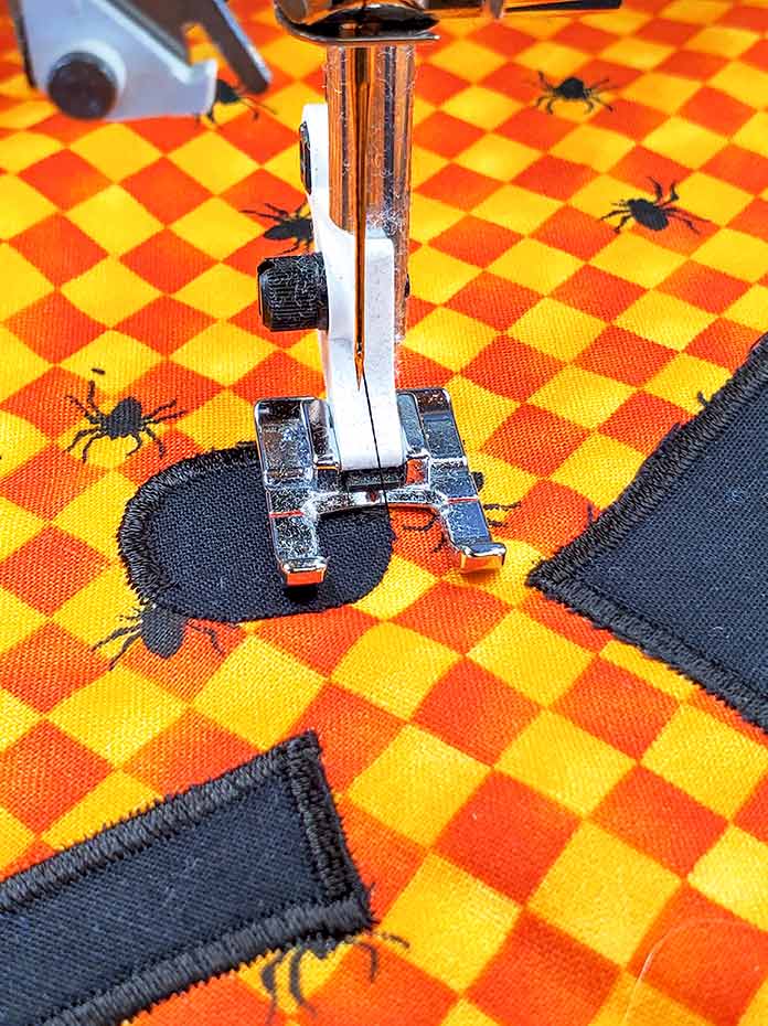 Using the open toe foot for applique on the Husqvarna Viking EPCI 95Q