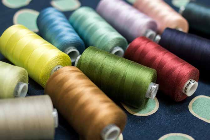Yummy spools of Konfetti threads by WonderFil Threads, see a full review and quilted projects