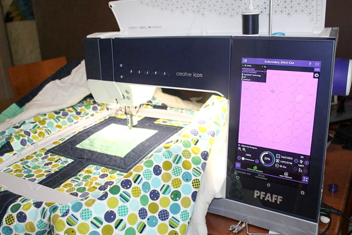 Using the PFAFF creative icon to finish this quilt was such a treat!