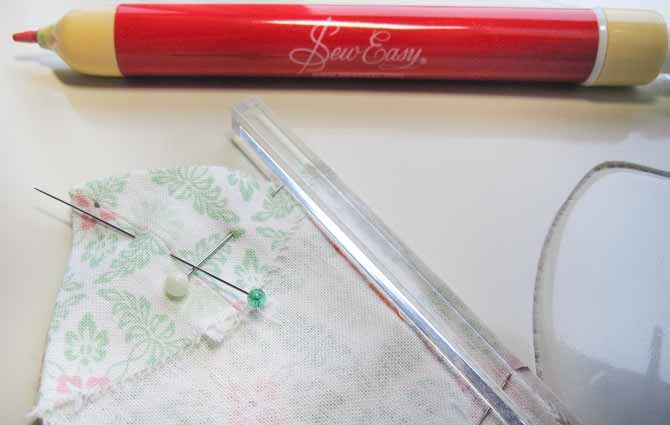 Use a ¼ʺ seam gauge to trace a sewing line when sewing the blades together. Pin the tops together, matching the center seams and pin about a third toward the bottom of the blade.