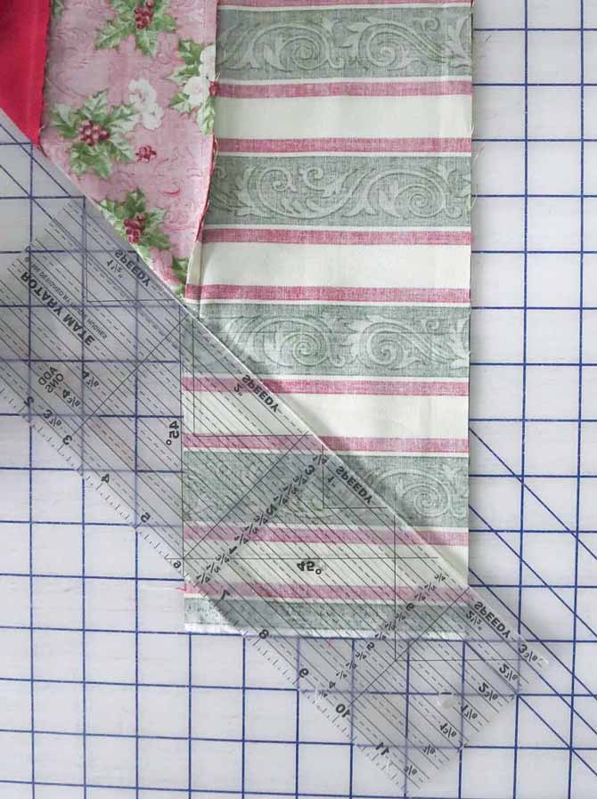 Draw the stitching line on the border fabric.