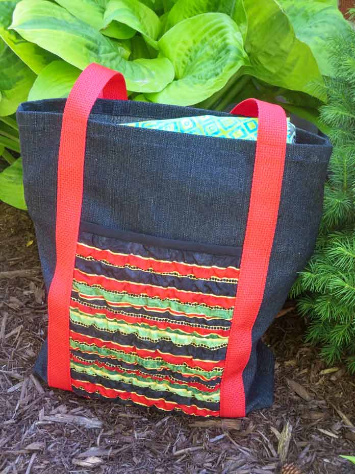 7 easy steps to make inside pockets for the tote bag